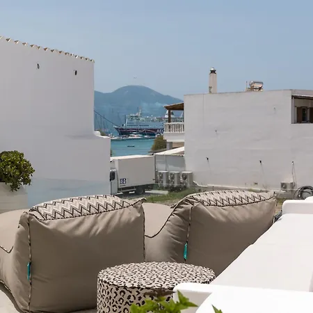 Ostria Adamantas (Milos)