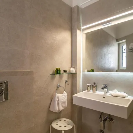 Hotel Ostria
