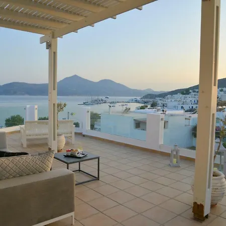 Ostria 3* Adamantas (Milos)