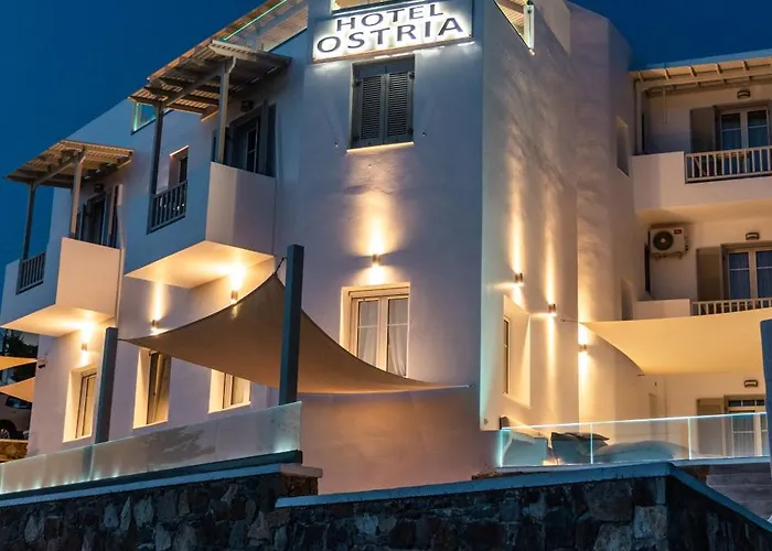 Ostria ホテル 3*