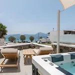 Ostria