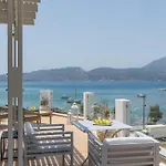 Ostria Hotel