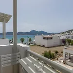 Ostria Adamantas (Milos)