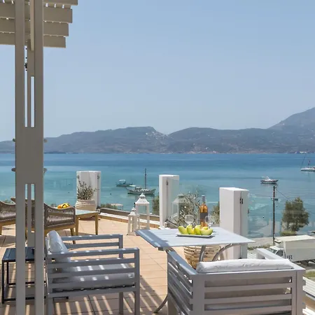 Ostria Hotel
