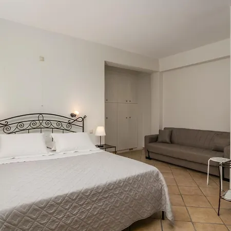 Szálloda Ostria Adámasz