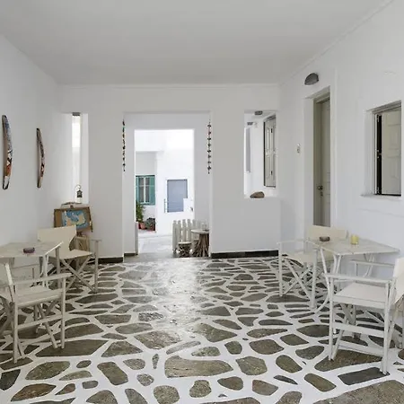 Hotel Ostria Adamantas (Milos)