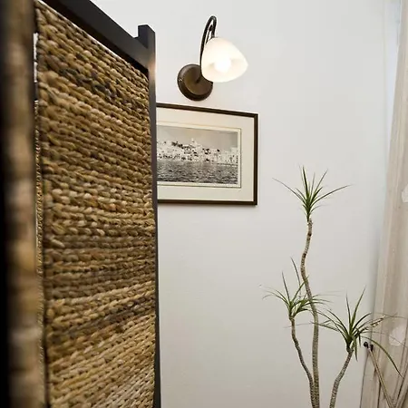 Ostria Hotel Adamantas (Milos)