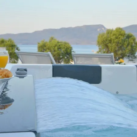 Ostria Hotel