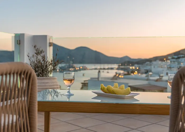 Ostria Otel Adamantas (Milos)